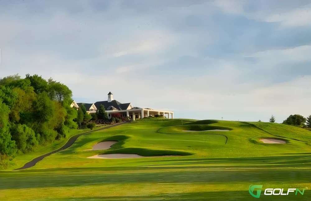 New York Country Club in New Hempstead, New York — semi-private, 18-hole golf course, designed by Stephen Kay (1996)