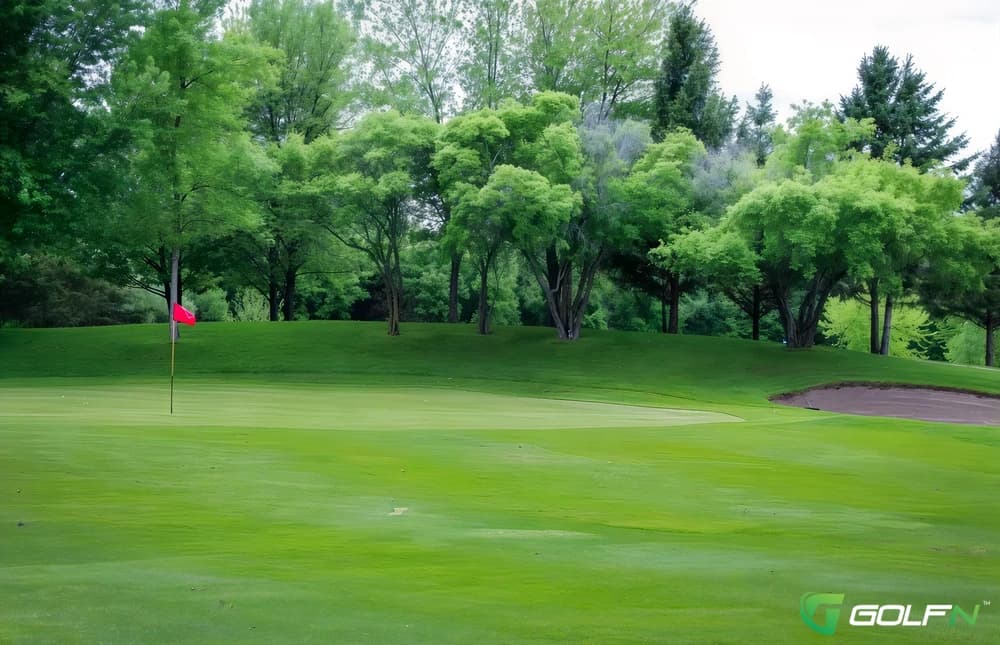 Eagle Trace Golfers Club in Clearwater, Minnesota — semi-private, 18-hole golf course