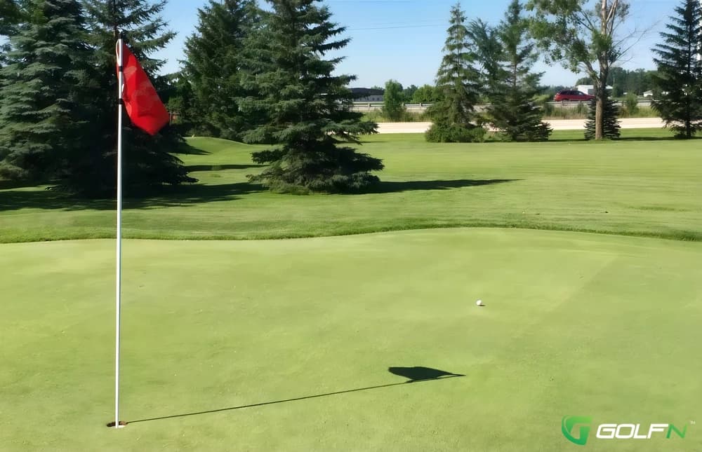 Executive - Oakgreen Golf Course in Fond du Lac, Wisconsin — public, 9-hole golf course