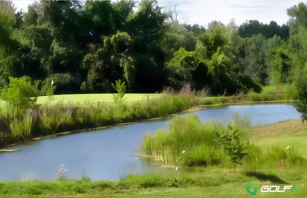Casolwood Golf Course in Canastota, New York — public, 18-hole golf course