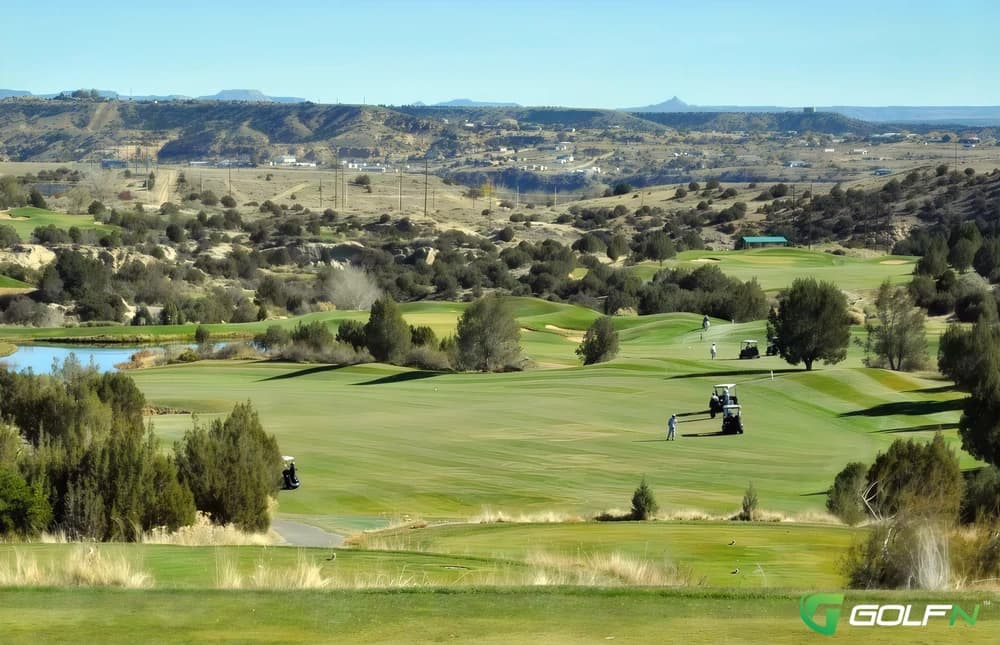 Pinon Hills Golf Course in Farmington, New Mexico — public, 18-hole golf course, designed by Ken Dye (1989)
