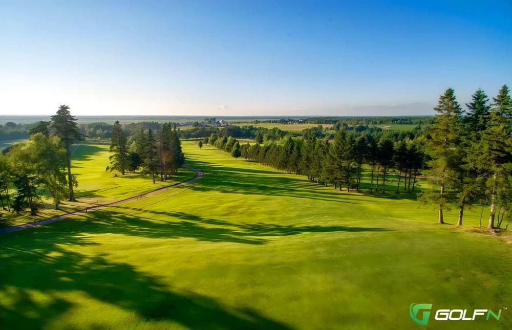 Amherst Golf Club in Amherst, Nova Scotia — semi-private, 18-hole golf course, designed by C. E. Robbie Robinson (1970)