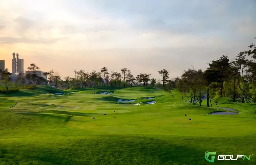 Jack Nicklaus Golf Club Korea in Incheon, Incheon Gwang'yeogsi β private, 18-hole golf course, designed by Jack Nicklaus (2010)