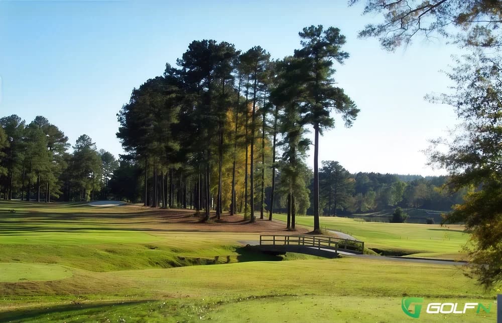 Pine View - Gordon Lakes Golf Course in Fort Gordon, Georgia — military, 27-hole golf course, designed by Robert Trent Jones, Sr. (1976)