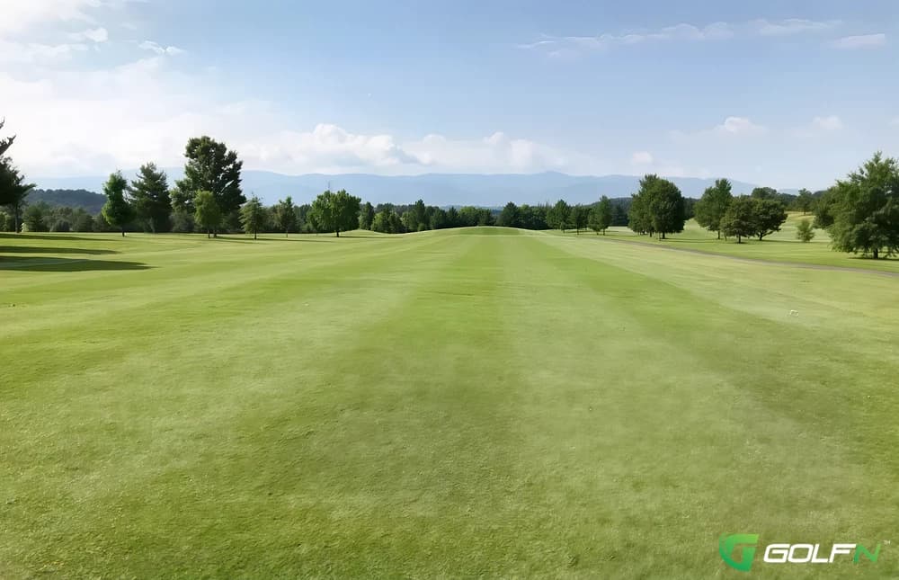 Twin Creeks Golf Course in Chuckey, Tennessee — public, 18-hole golf course, designed by Marlen Collins