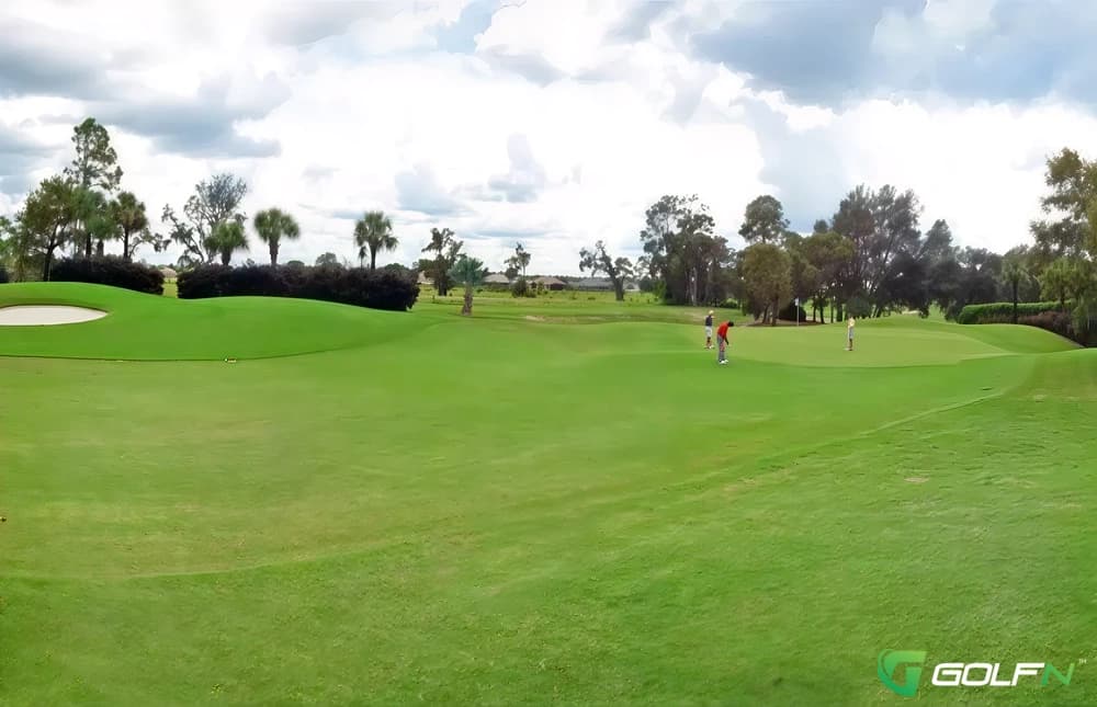 Glenlakes Golf & Country Club in Weeki Wachee, Florida — private, 18-hole golf course, designed by Ron Garl (1990)