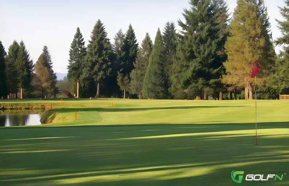 Mountain View Golf Club in Boring, Oregon — public, 18-hole golf course