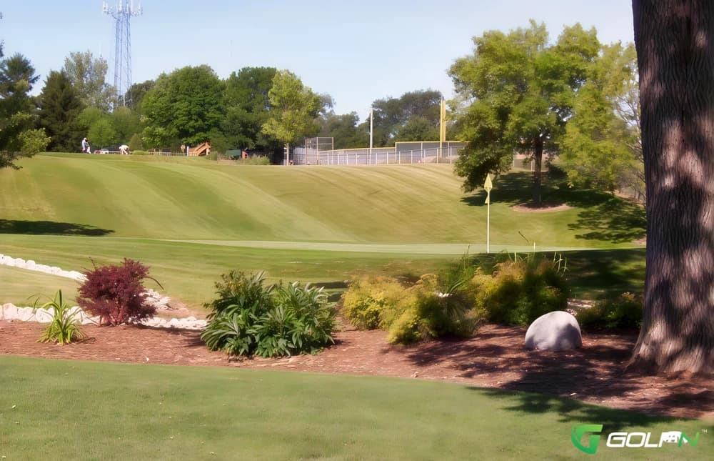 Harrison Meadows Country Club in Harrison, New York — private, 18-hole golf course