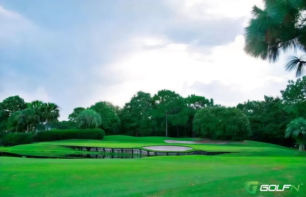 The Good - Hombre Golf Club in Panama City Beach, Florida — semi-private, 27-hole golf course, designed by Wes Burnham (1989)