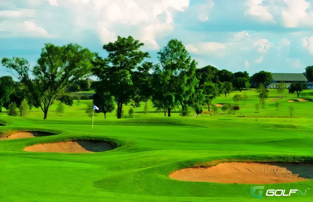 Rockwall Golf & Athletic Club in Rockwall, Texas — semi-private, 18-hole golf course, designed by Ralph Plummer (1979)