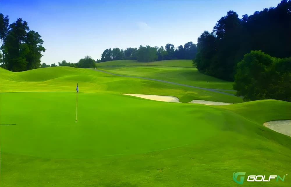 Pinehurst Resort ~ #8 in Pinehurst, North Carolina — resort, 18-hole golf course, designed by Gary Baird (1997)
