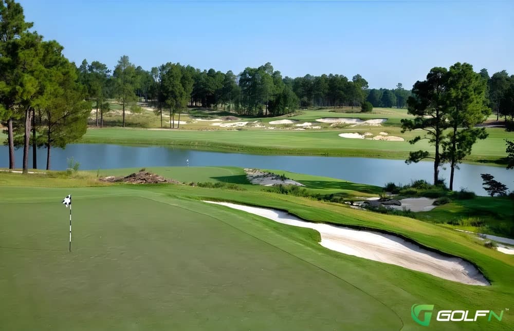 Pinehurst Resort ~ #4 in Pinehurst, North Carolina — resort, 18-hole golf course, designed by Tom Fazio (1999)
