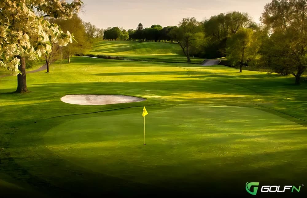Niagara Frontier Country Club in Youngstown, New York — private, 18-hole golf course, designed by Doug Carrick (2000)