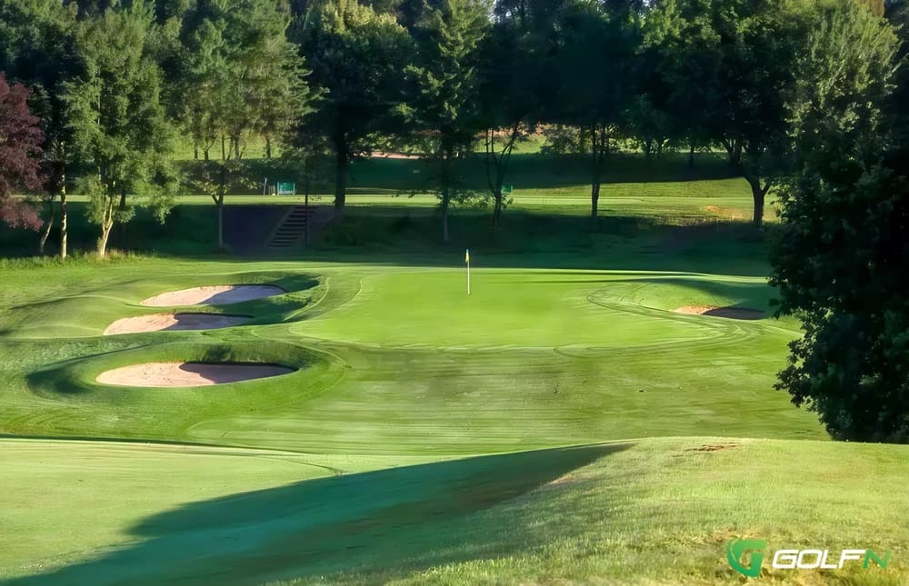 10-18 - Moor Allerton Golf Club in Leeds, England — private, 27-hole golf course, designed by Robert Trent Jones, Sr. (1971)