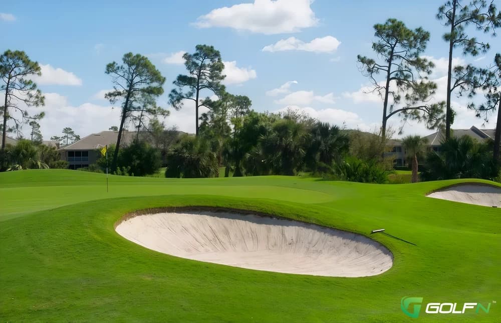 Club At Grandezza in Estero, Florida — private, 18-hole golf course, designed by Gordon G. Lewis (2001)