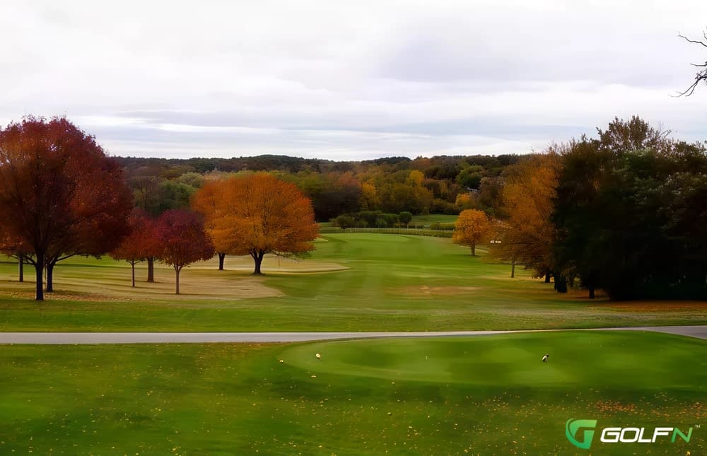 Western Lakes Golf Club in Pewaukee, Wisconsin — semi-private, 18-hole golf course, designed by Larry Packard (1963)