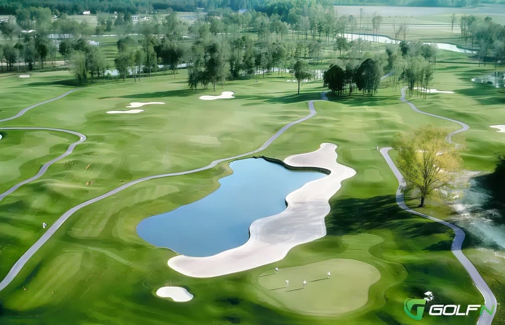 Black Bear Golf Club in Longs, South Carolina — semi-private, 18-hole golf course, designed by Tom Jackson