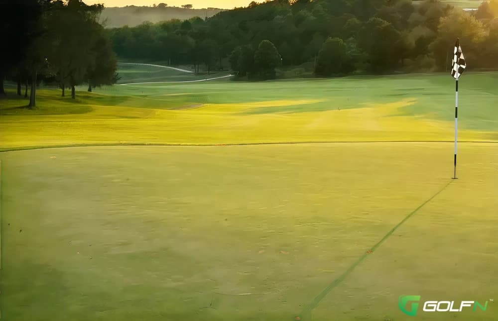 Estherville Golf & Country Club in Estherville, Iowa — semi-private, 9-hole golf course