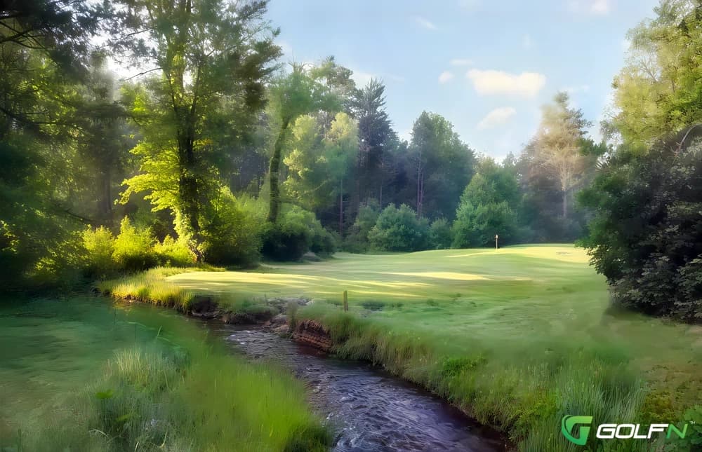 Sherwood Forest Golf Club in Brevard, North Carolina — semi-private, 18-hole golf course