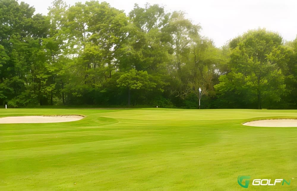 Harbor Hills Country Club in Hebron, Ohio — semi-private, 9-hole golf course