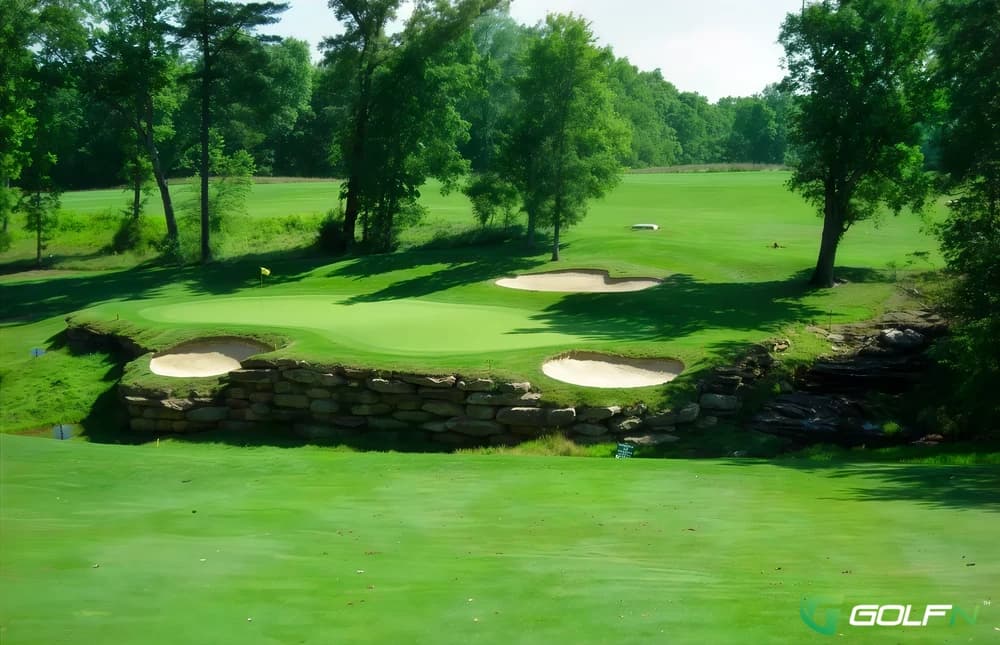 Bear Trace At Cumberland Mountain State Park in Crossville, Tennessee — public, 18-hole golf course, designed by Jack Nicklaus (1998)