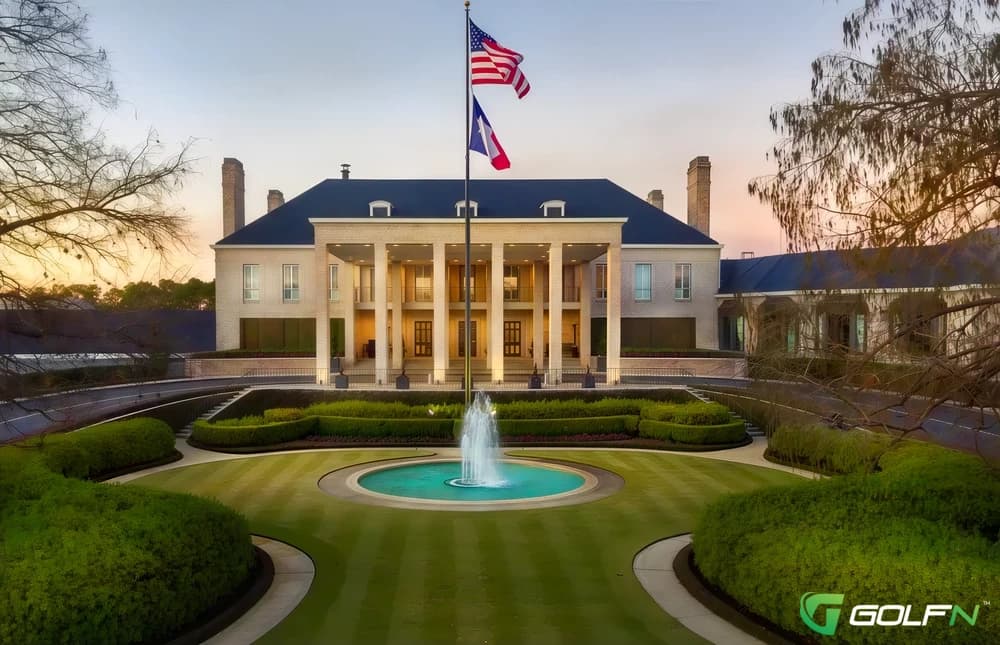 River Oaks Country Club in Houston, Texas — private, 18-hole golf course, designed by Donald Ross (1922)