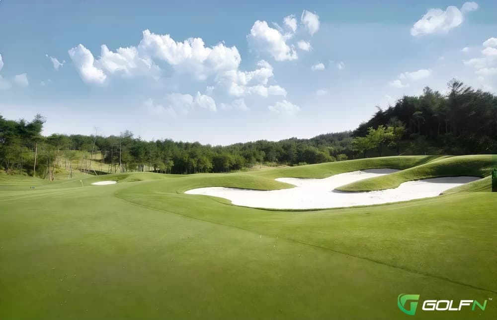 Pinewood Country Club in Union, South Carolina — public, 9-hole golf course, designed by William F. Bell (1948)