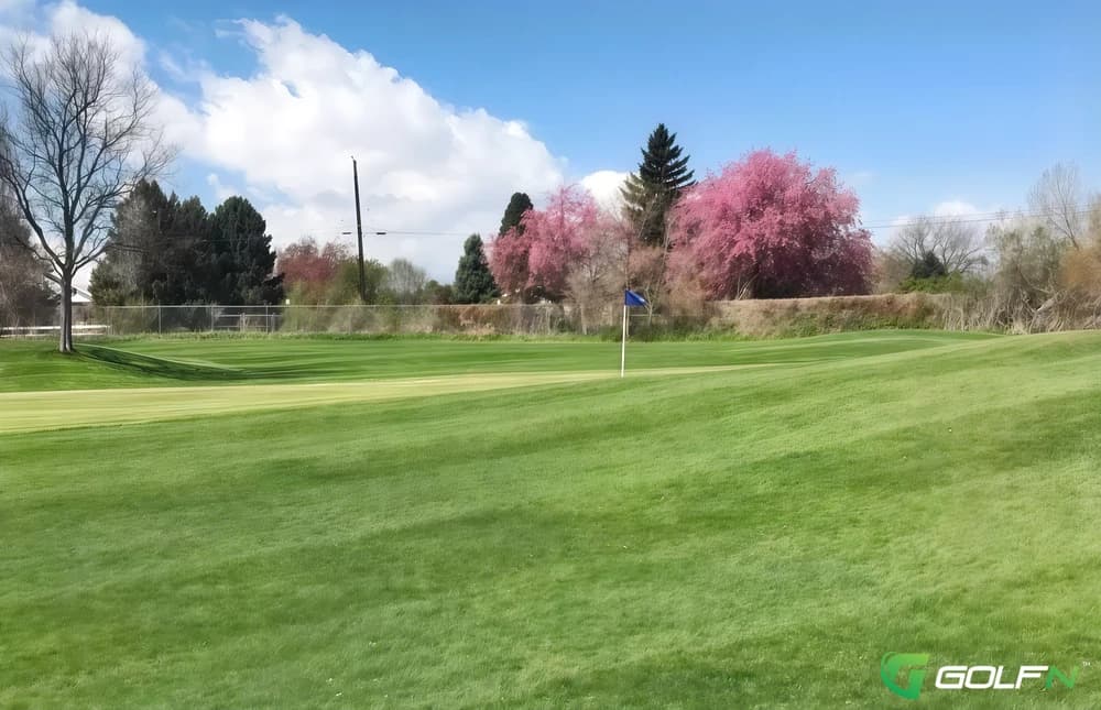 18 - Broken Tee Golf Course in Englewood, Colorado — public, 27-hole golf course, designed by Perry Dye (1995)