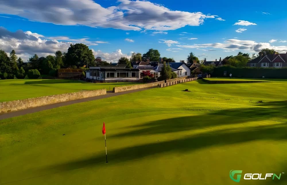 Larkhall Golf Club in LarkhallML9 3AA, Scotland — private, 18-hole golf course