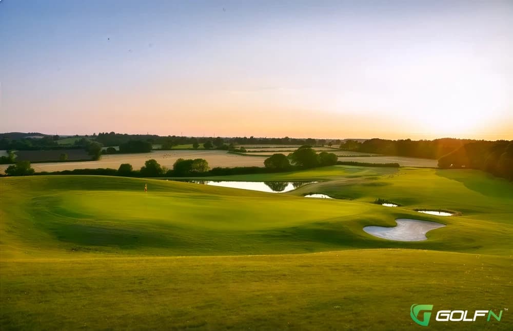 Chippenham Golf Club in Chippenham, England — semi-private, 18-hole golf course