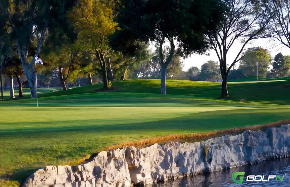 Mesa Linda - Costa Mesa Golf & Country Club in Costa Mesa, California — public, 36-hole golf course, designed by William F. Bell (1967)