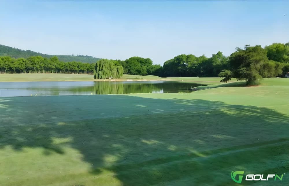 Deer Run Golf Course in Moulton, Alabama — public, 18-hole golf course, designed by Earl Stone (1980)