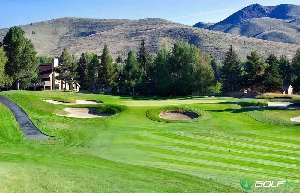 Quail Run Executive Golf Course in Sun City, Arizona — private, 9-hole golf course, designed by Robert Trent Jones, Jr. (1974)