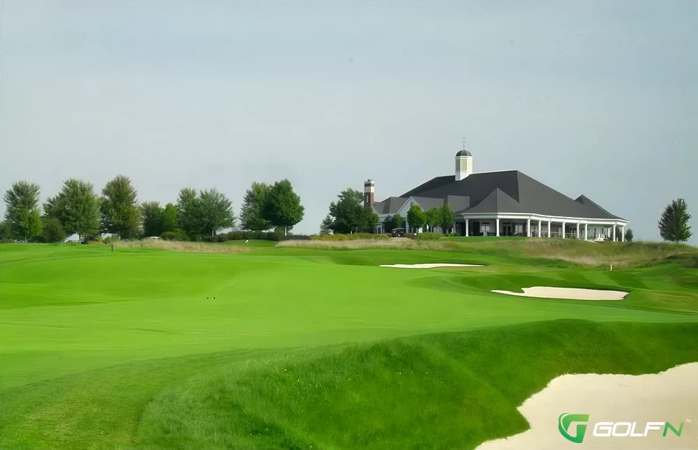 University Of Louisville Golf Club in Simpsonville, Kentucky — private, 18-hole golf course, designed by Spencer Holt (2001)