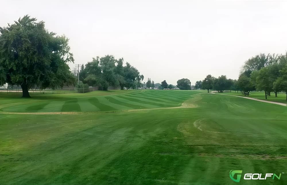 West/North - Elmwood Golf Course in Sioux Falls, South Dakota — public, 18-hole golf course, designed by Kevin Norby (2014)