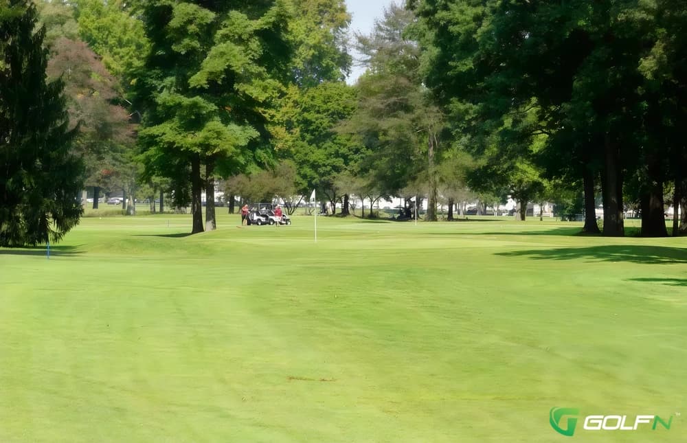 Old Avalon Golf Course in Warren, Ohio — public, 18-hole golf course