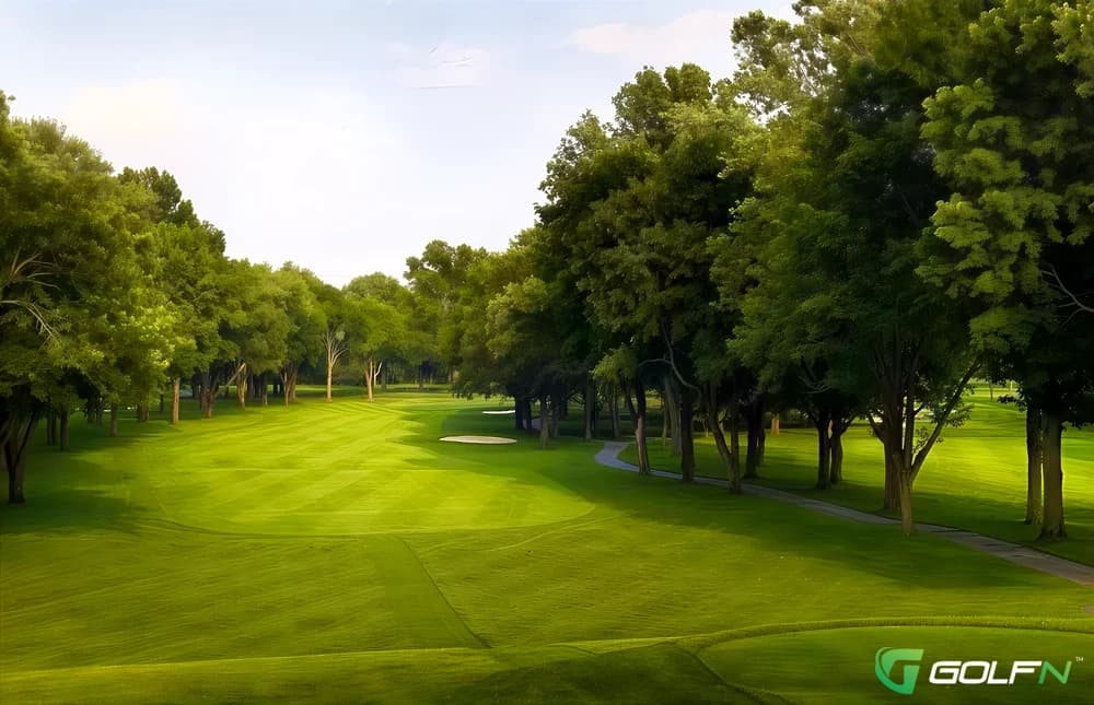 Country Club Of Indianapolis in Indianapolis, Indiana — private, 18-hole golf course, designed by Tom Bendelow (1914)
