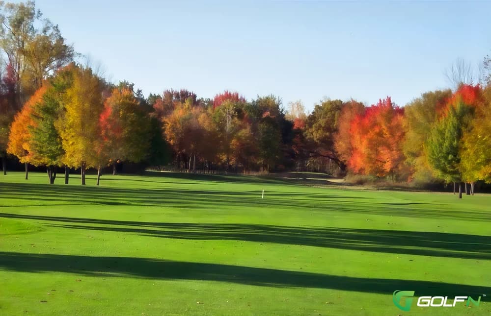 Sandy Ridge Golf Course in Midland, Michigan — public, 18-hole golf course, designed by Bruce Matthews (1966)
