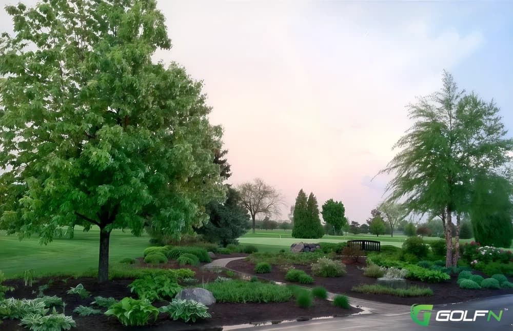 Green Meadows Golf Course in Westmont, Illinois — public, 9-hole golf course