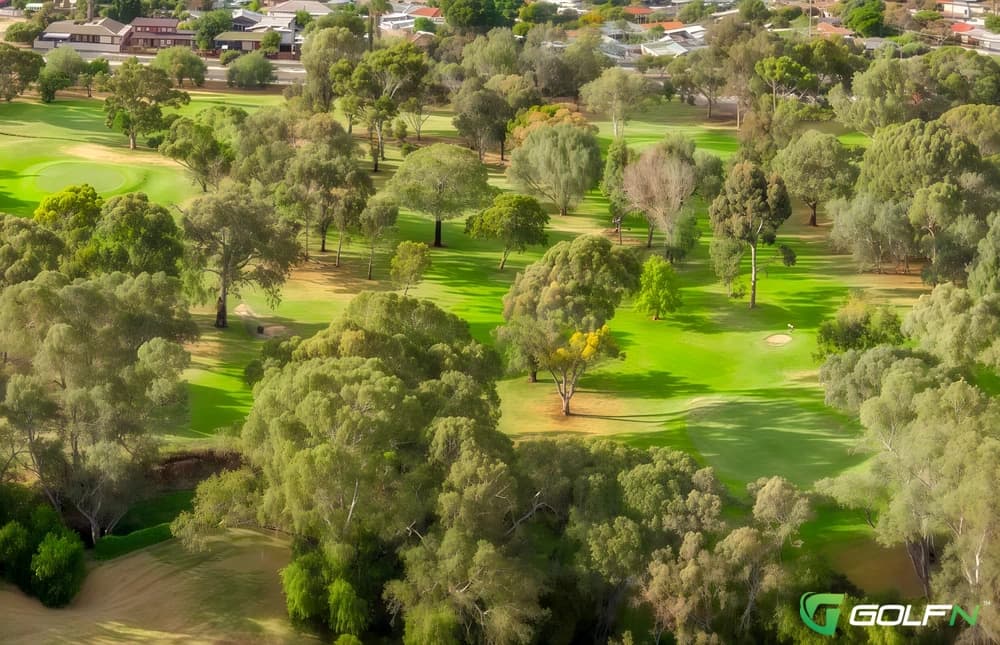 Valley View Par 3 Golf Course in Adelaide, South Australia β public, 18-hole golf course