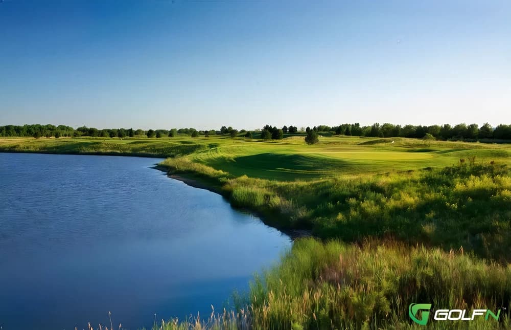Bolingbrook Golf Club in Bolingbrook, Illinois — public, 18-hole golf course, designed by Arthur Hills (2002)