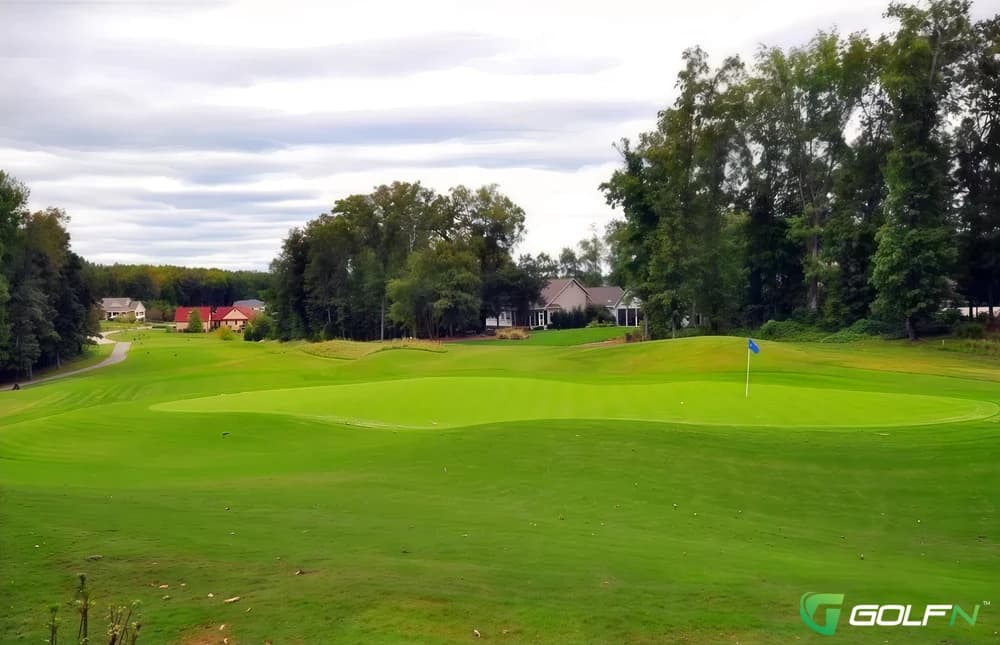 Links At Kahite in Vonore, Tennessee — private, 18-hole golf course, designed by Ault, Clark & Associates (2002)