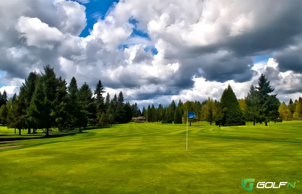 Cedars On Salmon Creek in Brush Prairie, Washington — public, 18-hole golf course