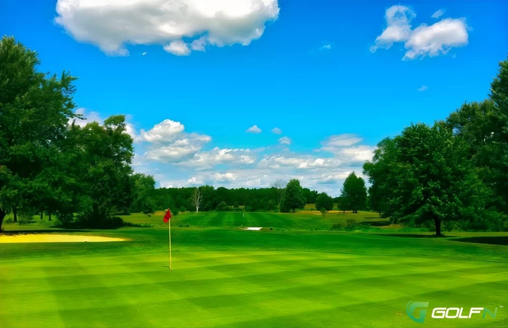 Ravenna Creeks Golf Course in Ravenna, Michigan — public, 18-hole golf course