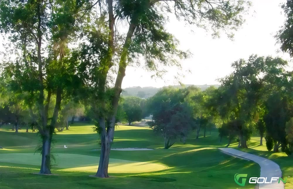 Hesperia Golf & Country Club in Hesperia, California — semi-private, 18-hole golf course, designed by William F. Bell (1957)