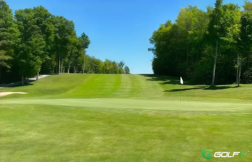 Ganienkeh Golf Course in Altona, New York — 9-hole golf course