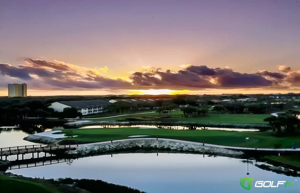Kelly Greens Golf & Country Club in Fort Myers, Florida — private, 18-hole golf course, designed by Gordon G. Lewis (1988)