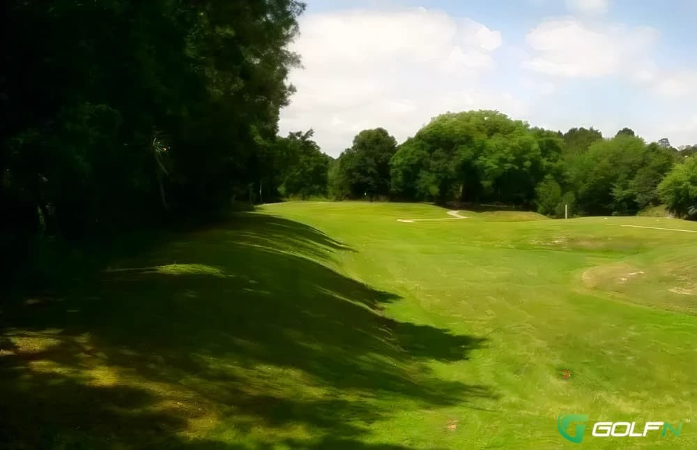 Cross Creek Par 3 Golf & Driving Range in Tallahassee, Florida — public, 9-hole golf course, designed by Devoe Moore
