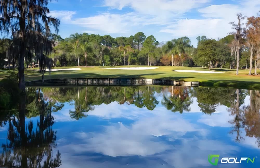 Rio Pinar Country Club in Orlando, Florida — semi-private, 18-hole golf course, designed by Mark Mahannah (1957)