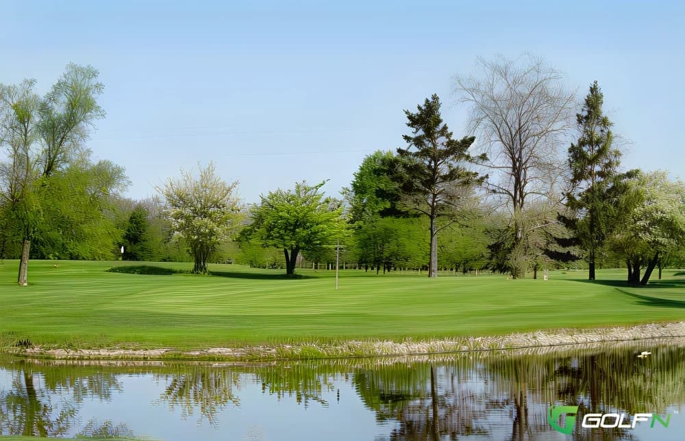Fostoria - Lakeland Golf Course in Fostoria, Ohio — public, 18-hole golf course